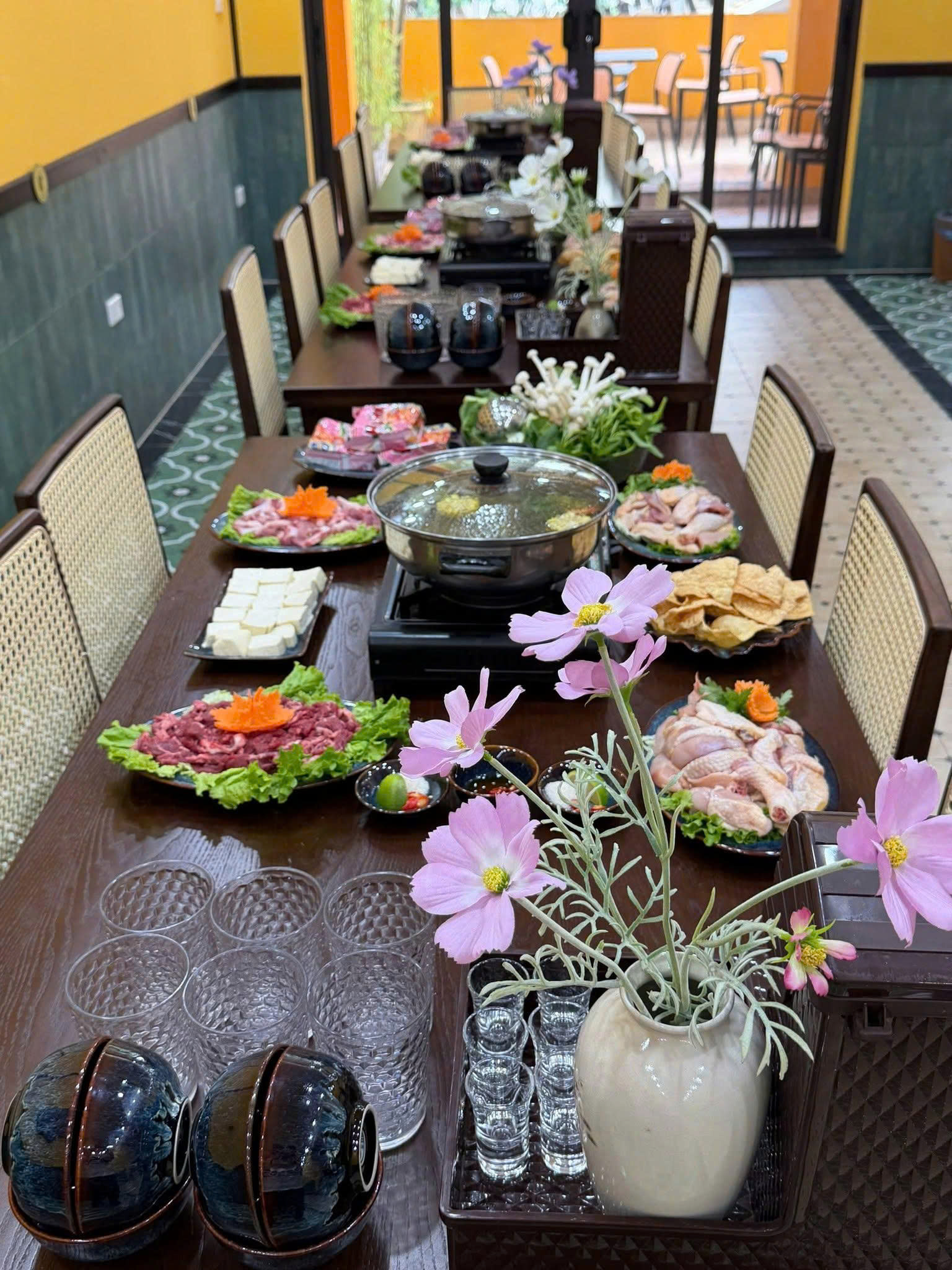 Cơm Niêu Hiền Hoa